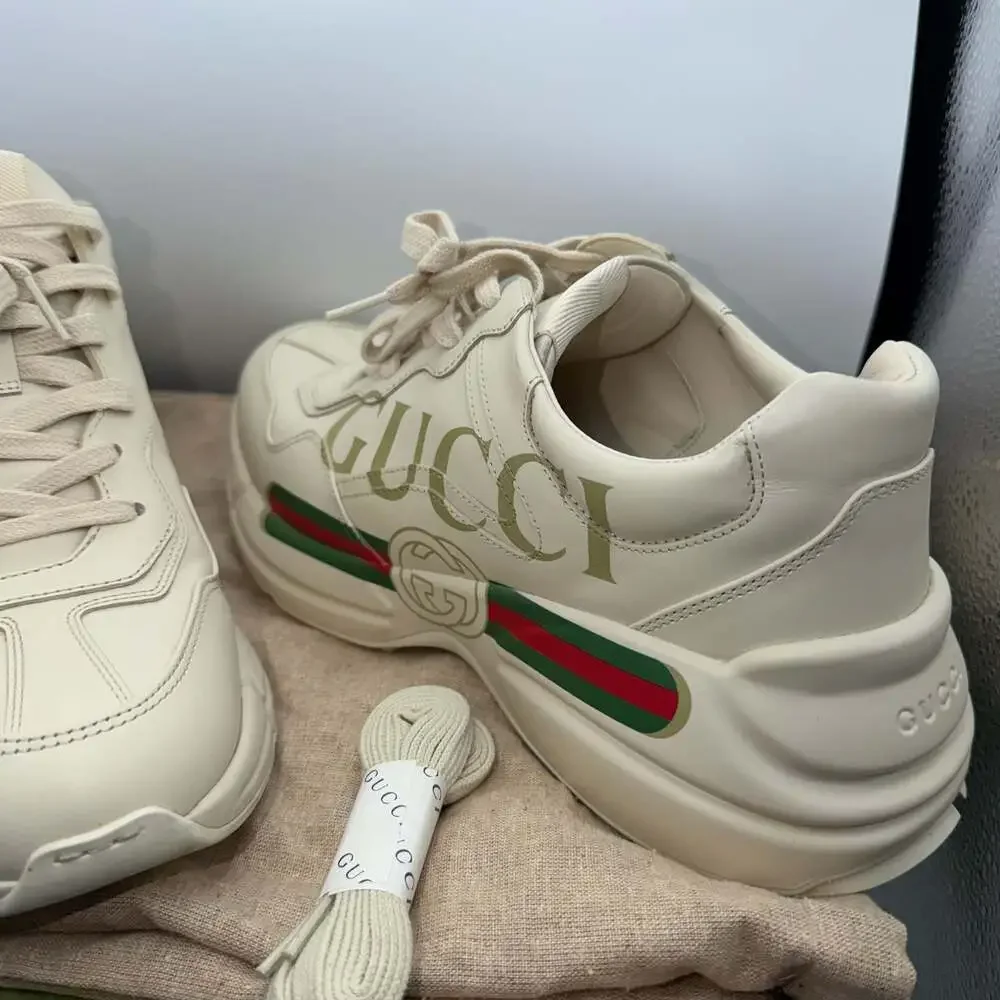 Gucci Men's Rhyton Leather Sneaker with Logo in Ivory